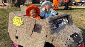 Twin girls absolutely nail 'Dumb and Dumber' costumes for Halloween