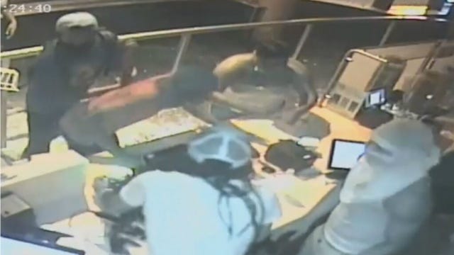 Chicago police release images of downtown looting suspects