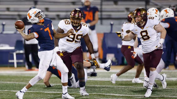 Minnesota beats Illinois, which was down to fourth string quarterback due to COVID