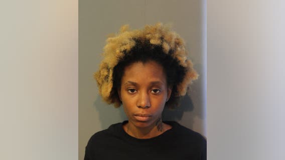 Woman arrested at O'Hare for allegedly boarding a plane without a ticket