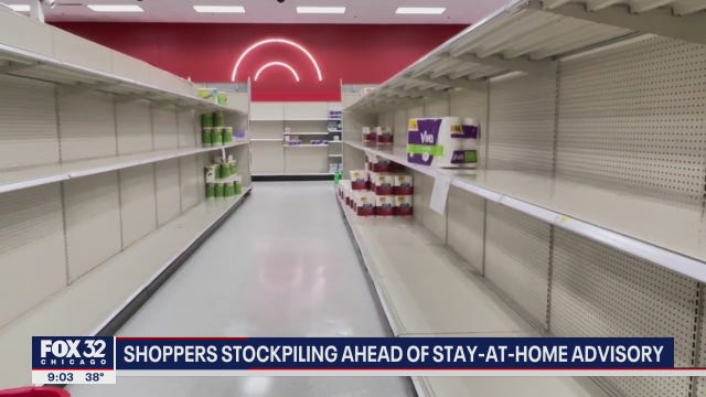 Chicago residents stockpiling essentials in face of new stay-at-home advisory