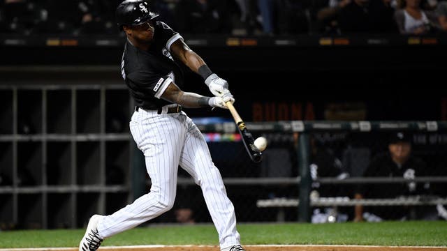 Chicago's Tim Anderson suspended for middle finger, will appeal