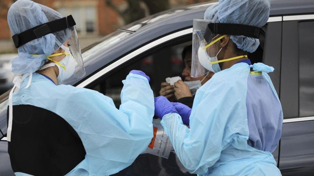 Chicago 7-year-old raises money for hospital’s coronavirus gear