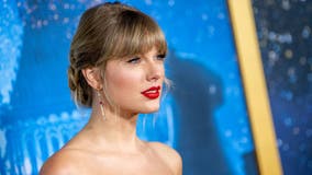 Taylor Swift replaced by Brad Paisley in famous mural celebrating country artists