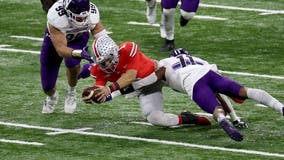 No. 3 Ohio State runs past No. 15 Wildcats for Big Ten crown