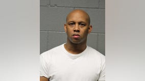 Chicago cop charged with sexually assaulting teen, woman years before getting hired