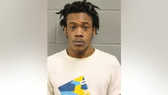 Man charged with murder in shooting of Amundsen High School student