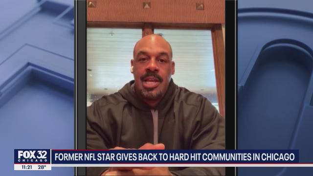Donovan McNabb calls on Chicagoans to help others this holiday season amid pandemic