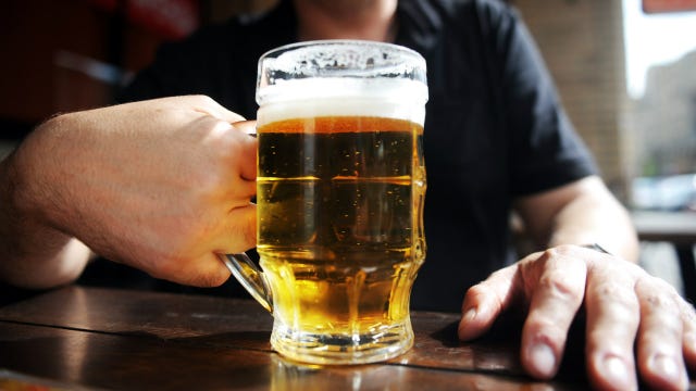 No drinking for 2 months after COVID-19 vaccine, Russians warned