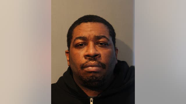 Man accused of strangling, stabbing girlfriend with knife he packed with Christmas presents