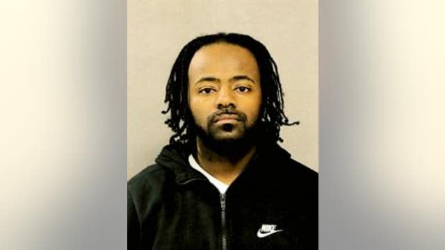 Man wanted in double murder of girlfriend, her brother in Riverdale: FBI