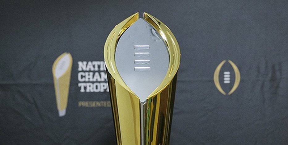 College Football Playoff sees Indiana at No. 1, as Notre Dame gets left out