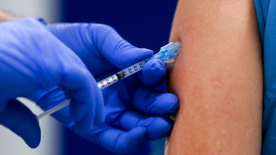 Chicago offers new vaccine incentives, expands in-home vaccinations amid nationwide uptick