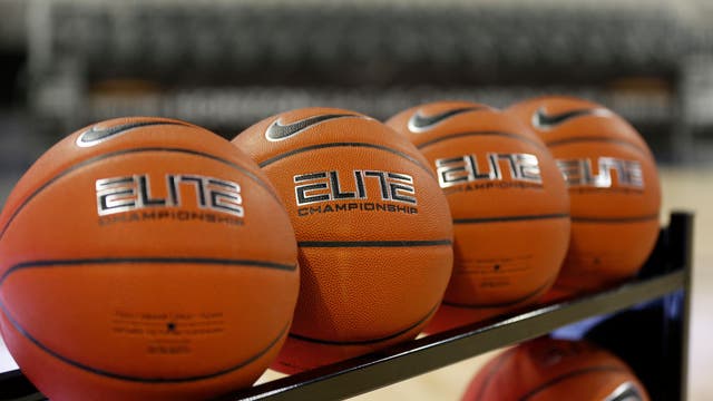 Lee, Edwards score 12 off the bench, Missouri State knocks off UIC 69-59