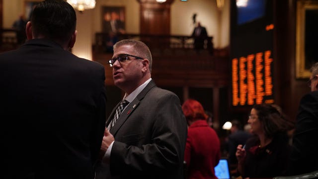 GOP State Rep. Darren Bailey collapses during Illinois General Assembly session Sunday