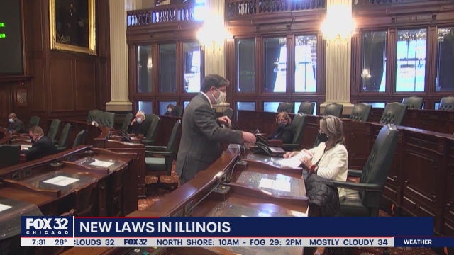 New laws take effect in Illinois, including increase in minimum wage