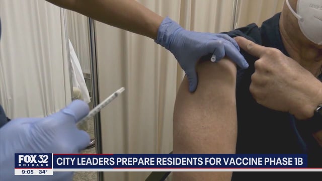 City leaders prepare Chicago residents for next phase of vaccine distribution