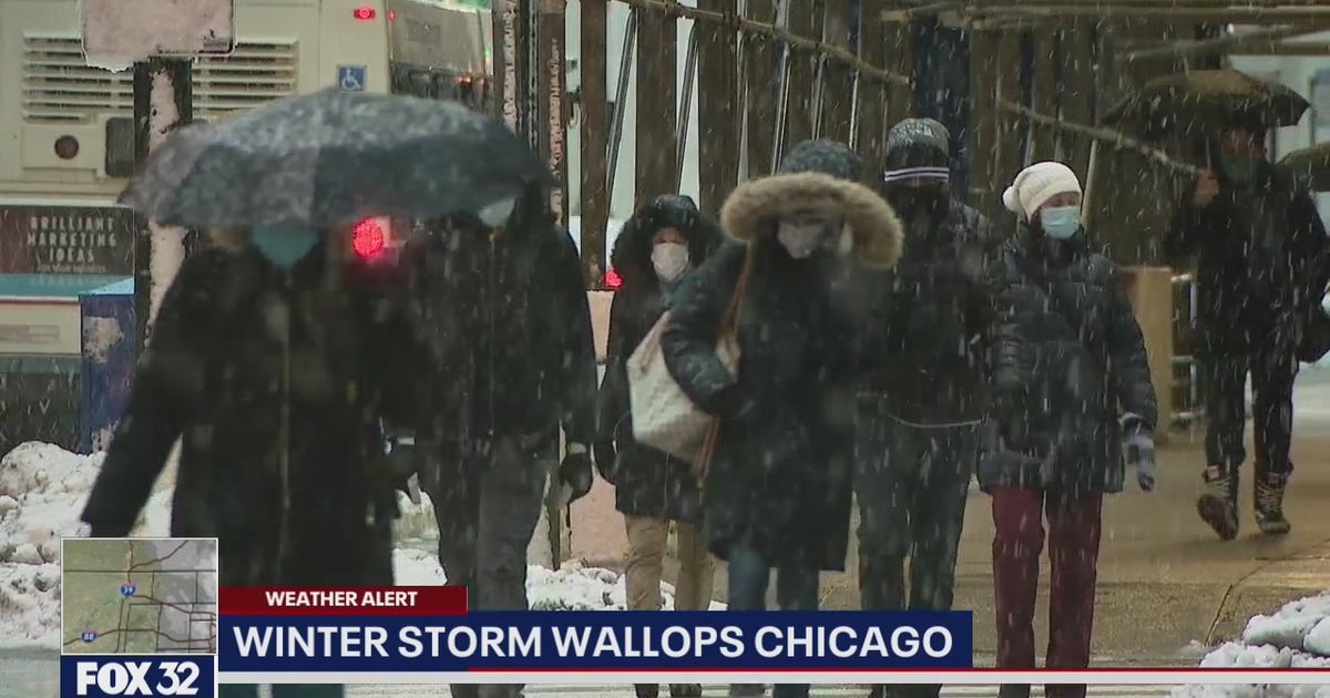 Chicago area hit with snow ahead of 'arctic blast' | FOX 32 Chicago