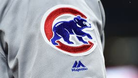 Cubs reliever forced to change glove because of white in American flag patch