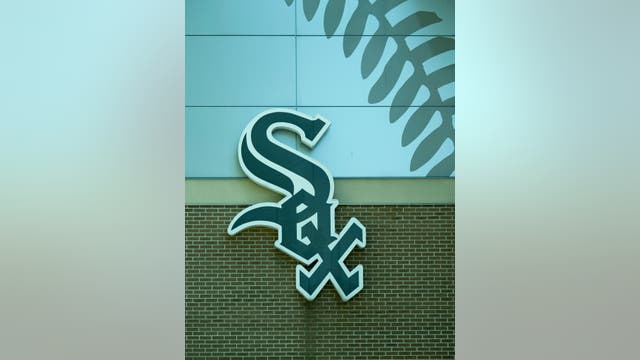 Mike Clevinger strikes out 10 as Chicago White Sox beat Oakland Athletics 6-1