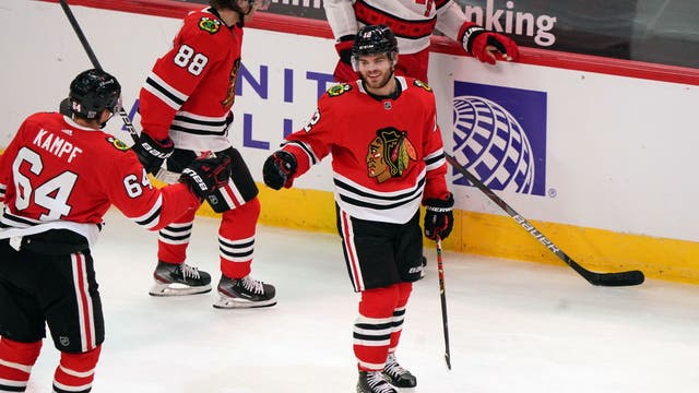 DeBrincat's OT score lifts Blackhawks past Hurricanes 2-1
