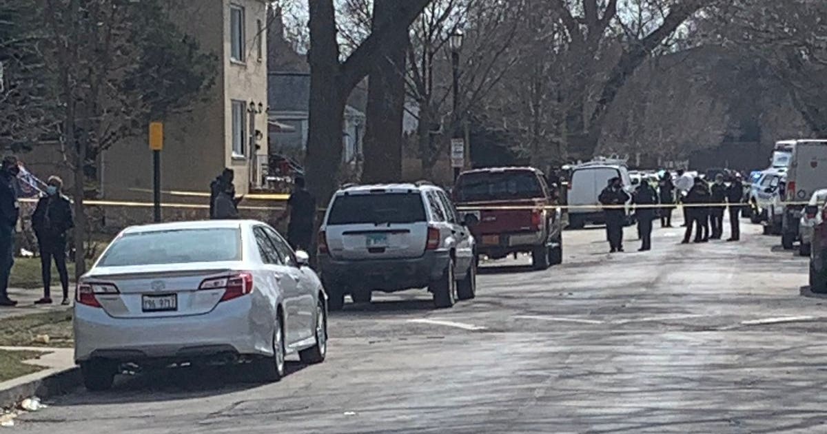 2 dead, 1 hurt in shooting near Evanston Township High School | FOX 32 ...