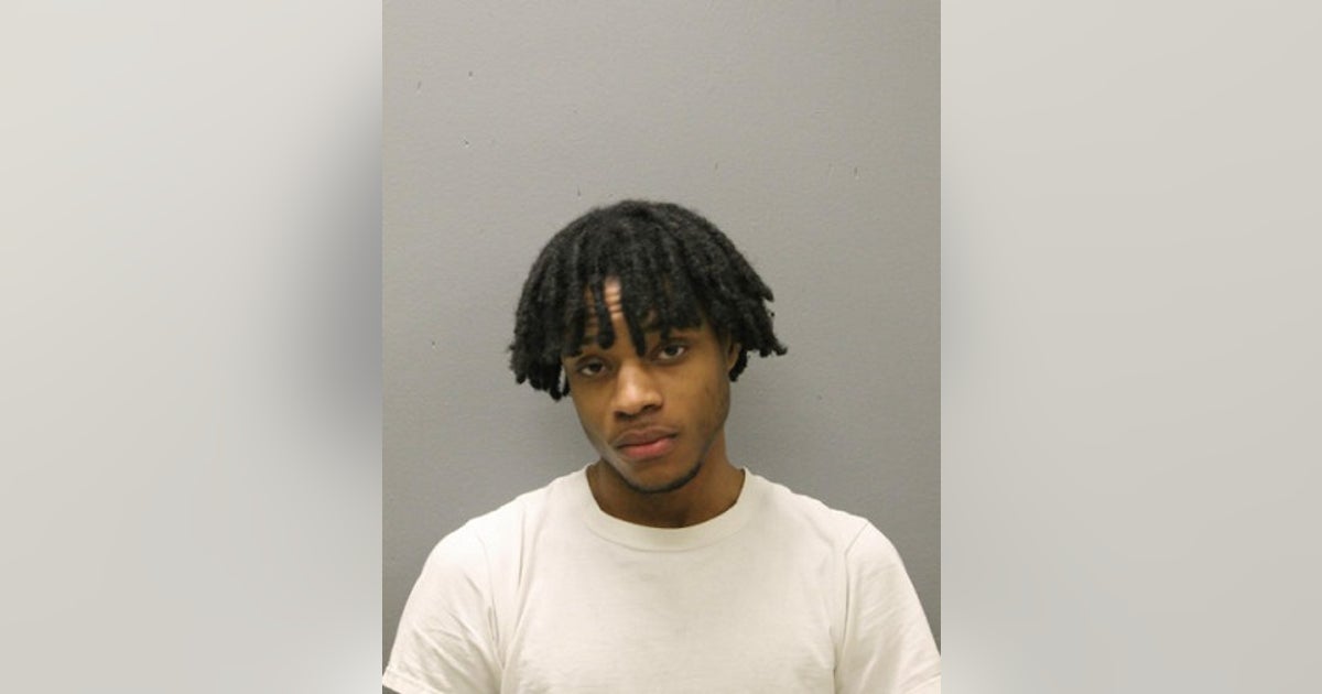 Chicago man charged with fatal shooting of 20-year-old | FOX 32 Chicago