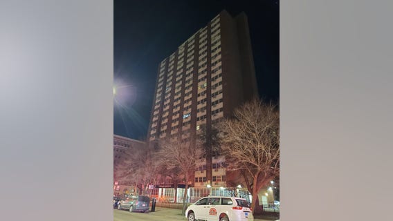 5 hurt in high-rise fire, carbon monoxide leak in Uptown