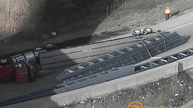 Ramp reopens after semi spills 15,000-pound load in south suburbs