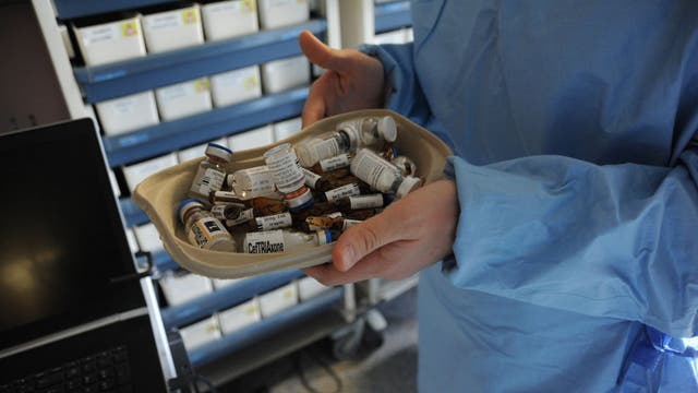 Antibiotics overused in coronavirus patients hospitalized early on in pandemic: study