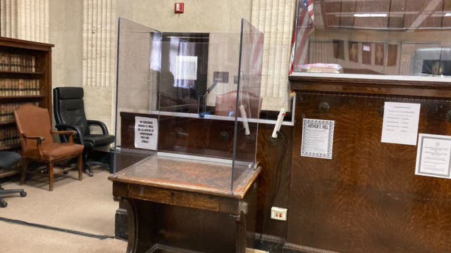 Cook County holds first jury trial since start of the pandemic