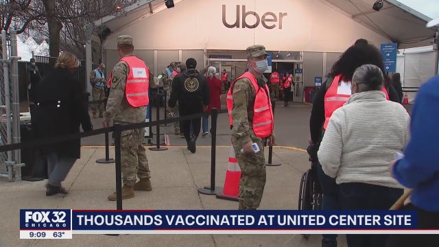 Vaccination appointments at the United Center become available to residents in 5 more zip codes