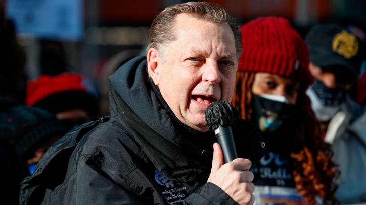 Chicago church rallies around Father Michael Pfleger after sexual abuse allegations - Vimarsana News