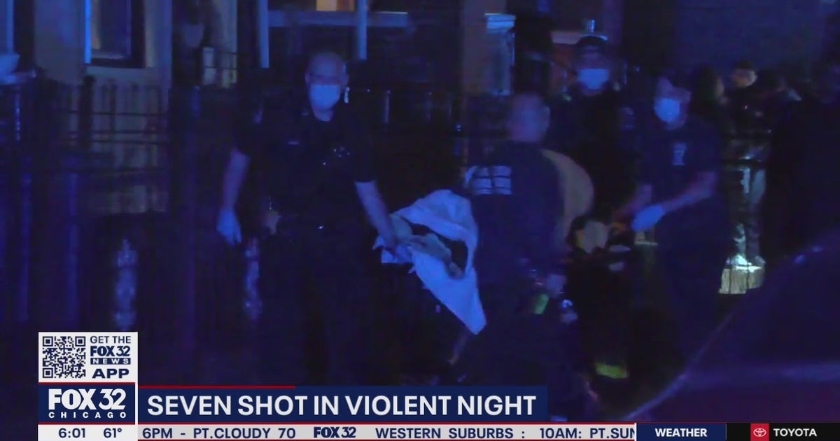 3 killed, 13 wounded Monday in Chicago shootings | FOX 32 Chicago