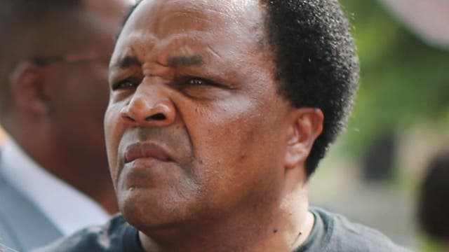 Chicago activist Andrew Holmes hit by CTA bus while delivering Easter baskets