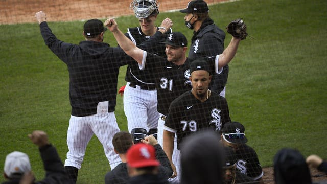 Rodon strikes out 12, White Sox beat slumping Tigers 3-1
