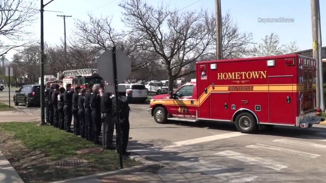 Oak Lawn man was drunk when he fatally struck Hometown officer: police