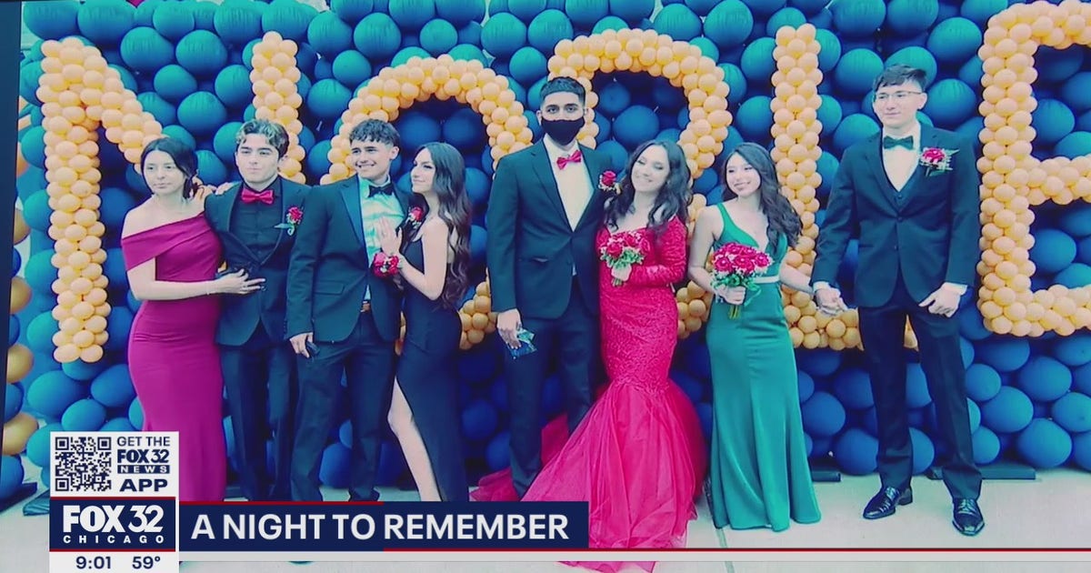 'Never thought I'd be going to prom': Hundreds enjoy a special night at ...