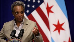 Lightfoot unveils broad relief package for Chicago businesses, consumers