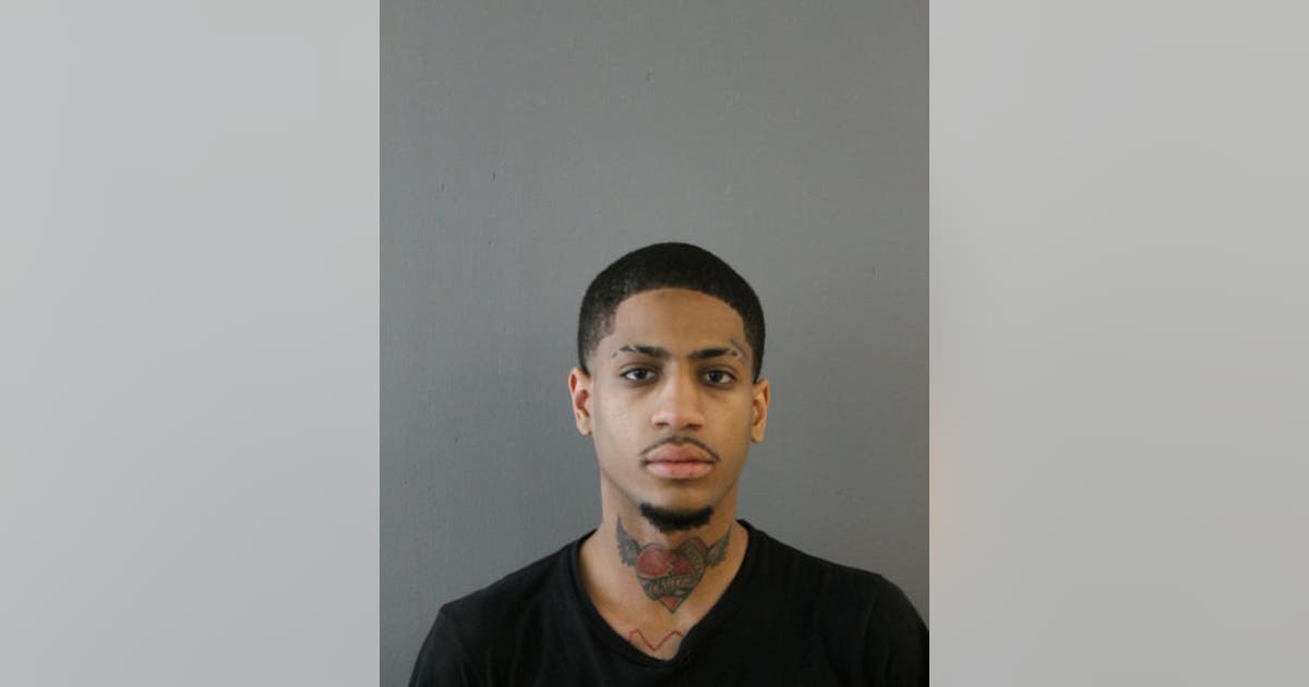 Man charged in Grand Crossing carjacking | FOX 32 Chicago