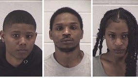 3 arrested after Aurora police officer attacked, strangled during traffic stop