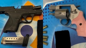 2 loaded handguns discovered at O'Hare Airport