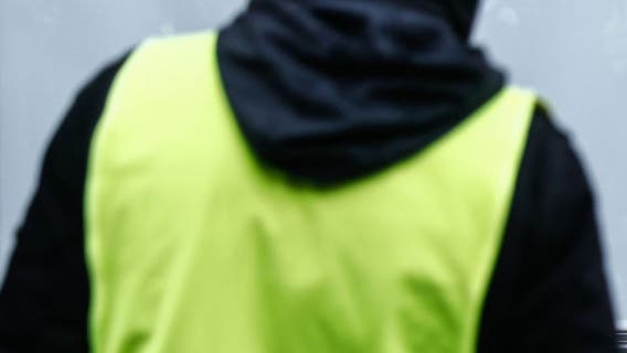 Chicago police investigating armed robberies targeting construction workers