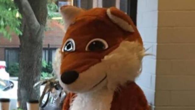 Woman wearing fox costume chases daughter down Chicago streets