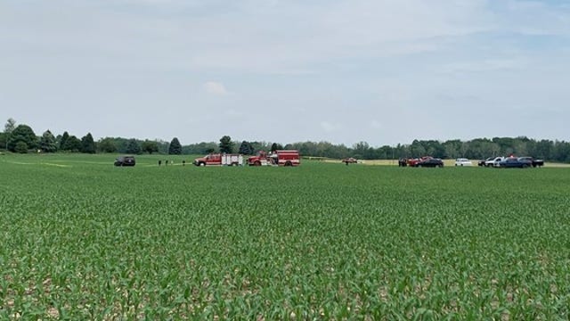 2 dead in small plane crash in Indiana