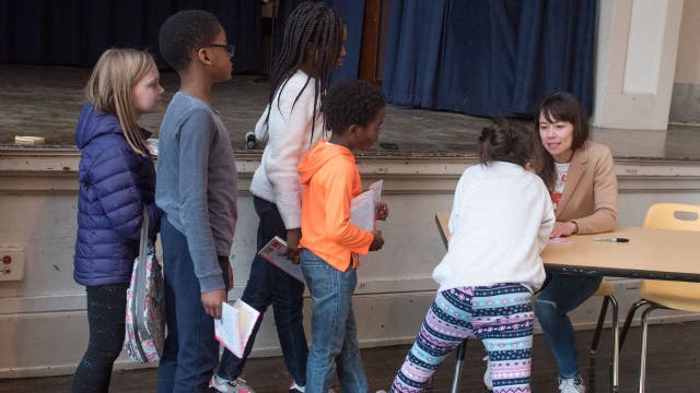 8,000 CPS students receiving free books through University of Chicago program