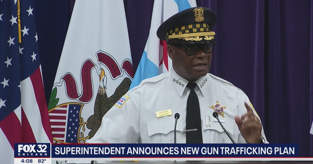 Chicago police announce new team to crack down on illegal guns | FOX 32 ...