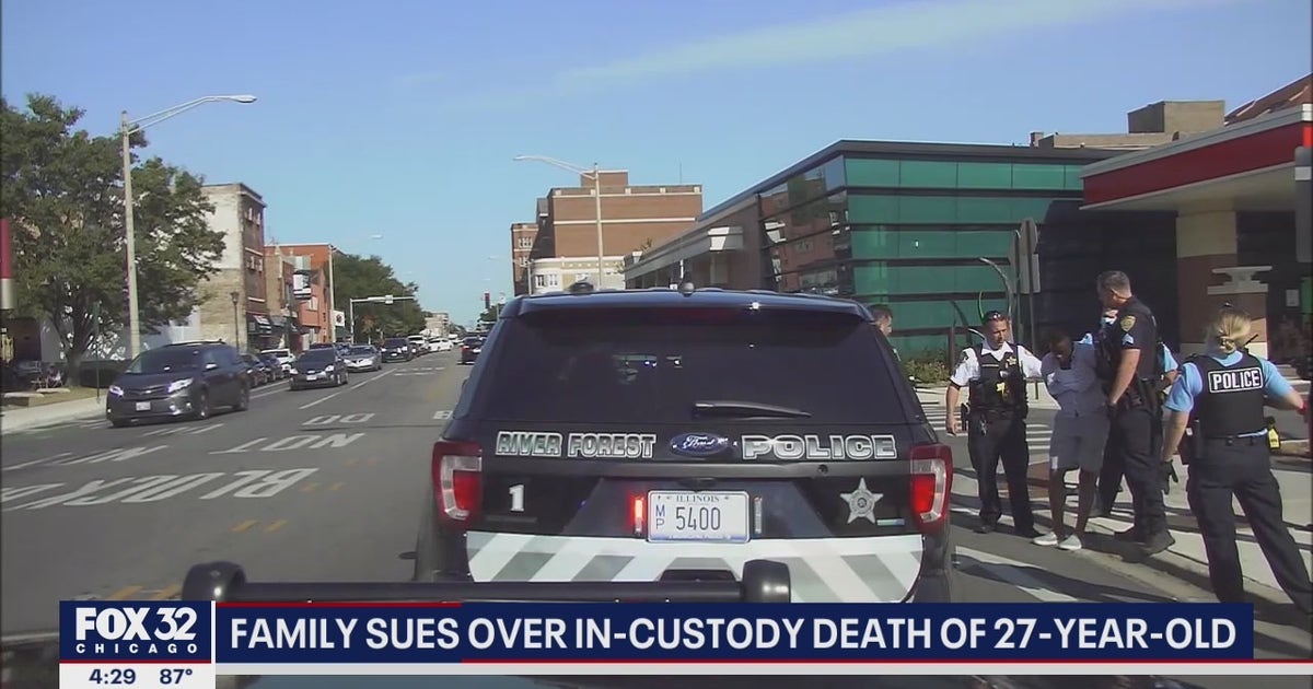 Family files lawsuit after Chicago man dies in suburban police custody ...