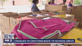 Chicago group supplying students with back-to-school necessities