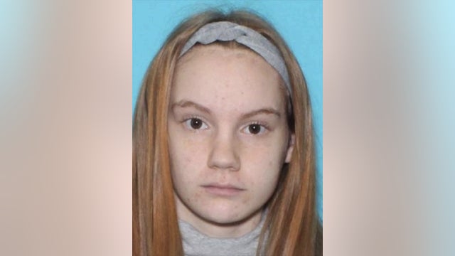 Woman, 19, missing from Near North Side